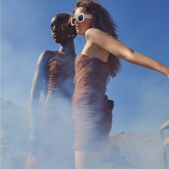 Zara cut out tulle dress, worn one, excellent condition. - Picture 2 of 4